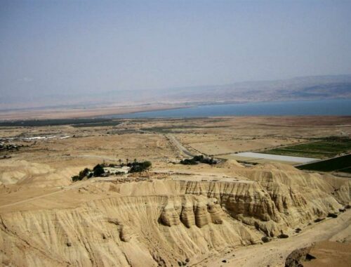 Qumran: ora è possibile camminare fino alla grotta 11Q